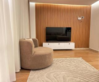 Luxurious and hotel-like accommodation with garden view - 0