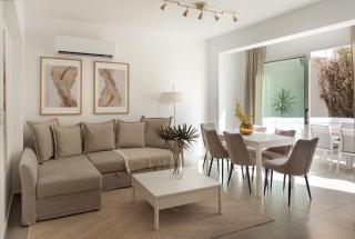 Sienna Townhouse by Staycom - 0
