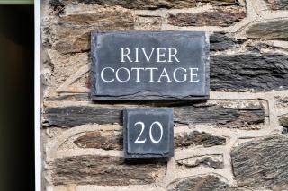 Finest Retreats - River Cottage - 6