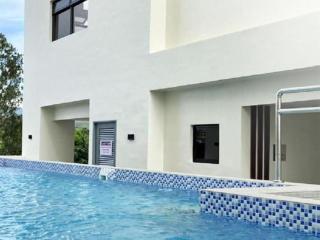 2 Bedroom Condo at Midpoint Residences with City View - 9