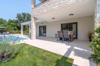 NEW! Luxury Villa Carlotte with 11m pool - 3