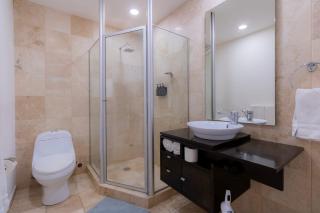 Capitalia Renovated 2BR in Santa Fes Heart - 5