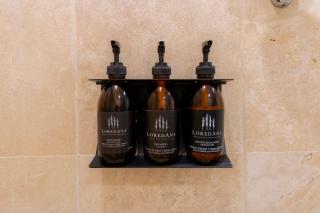 Capitalia Renovated 2BR in Santa Fes Heart - 3