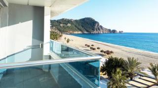 Azak Beach Hotel - 1