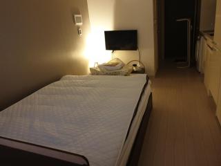 3521#Gangnam Urban Vogue Suites #Top-rated Unit # All-New Furniture & Peaceful Vibe# Sinnonhyeon 1min - 1