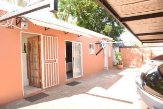 Juraya guest house Hatfield - 5