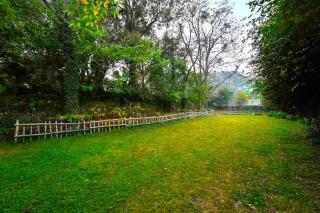 V are Family Oak Lodge - 5BHK Vintage Villa With Indoor Fireplace & BBQ - 3