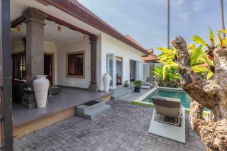 Villa Rosa - Spacious Oasis with Private Pool, close to Beach & Dining - 9