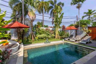 Villa Rosa - Spacious Oasis with Private Pool, close to Beach & Dining - 8