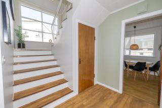 LL Properties - Spacious Historic Home - 7