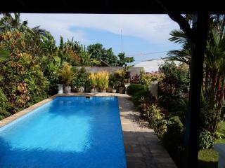 Villa Jasri Point - Beachfront Villa close to surf - 8
