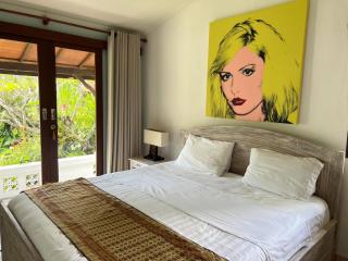 Villa Jasri Point - Beachfront Villa close to surf - 3