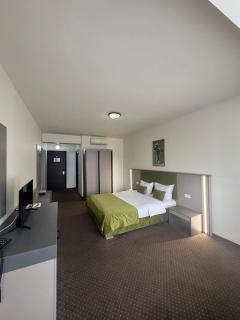 Hotel Yaky Center - 1