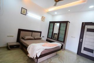 Luxury Modern 6BHK- Posh Locality, Garden, Terrace - 6