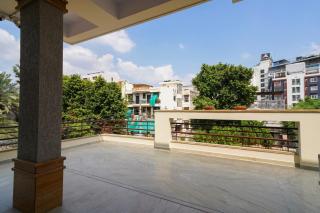 Luxury Modern 6BHK- Posh Locality, Garden, Terrace - 4