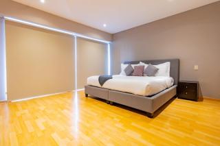 Capitalia Luxe 1BR Stay with Top Features - 4