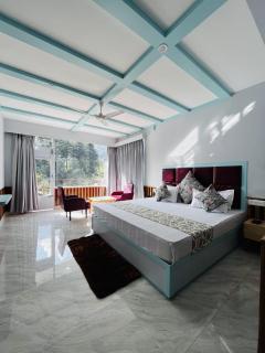 Resort Ashiana with Parking and Mountain View by Rohtang Hotels - 2