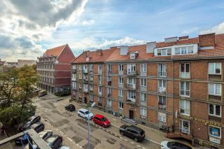Stylish Apartment with Balcony in Gdańsk Old Town by Noclegi Renters - 7