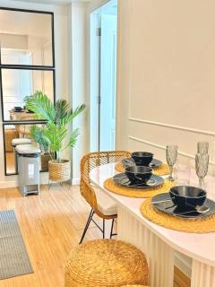 Sea La Vie Staycation Place - 1