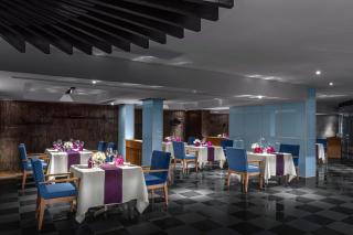 Royal Wing Suites & Spa Pattaya - 1