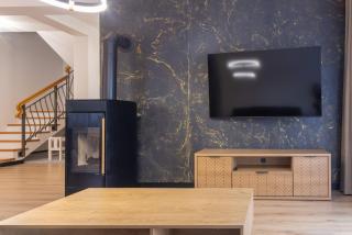 Przestrony apartament z trzema sypialniami - jacuzzi i parking w cenie - świetny wybór dla rodzin lub grupy znajomych - 1