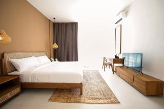 Semesta Sepuluh Villa - A Modern Tropical Escape - 2