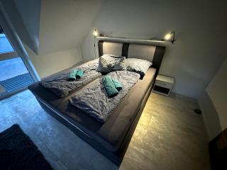 Haushälfte nähe Volksparkstadion in Hamburg - 9