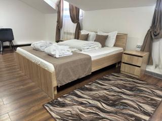 Belon Garden Hotel - 4