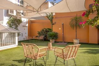 Campana Center Apartments by Valcambre - 1