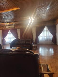 Spacious 3 bedroom house in Kumasi - 2