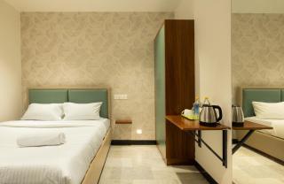 Sri Varee Residency- Near to KMCH hospital & Coimbatore Airport - 7