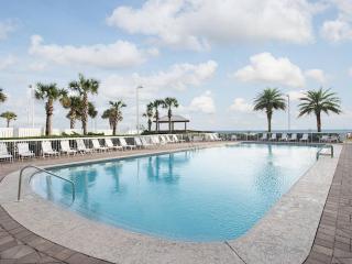 Sensational Seaside! Beach Condo w/ Full Kitchen - 0