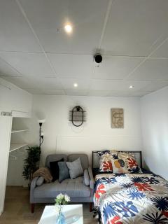 Studio Jacuzzi & Private Cinema - Paris south - 7