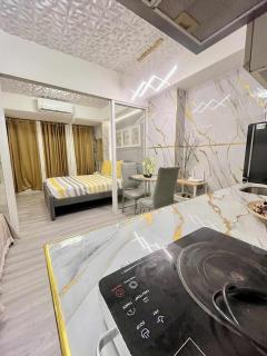 Urban Retreat at Azure - 7