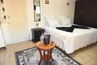Juraya guest house Hatfield - 7