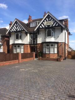 Sutton Guest House - 8