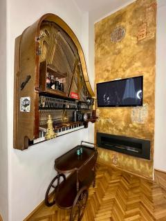 Royal Escape in Bohuș Palace - Heart of Arad - 8