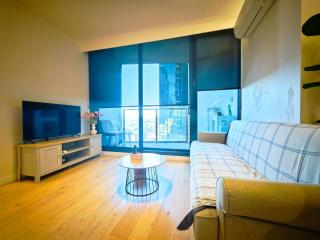 Melbourne City 2 Bedrooms, Double Beds, High Rise View - 9
