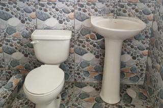 Harrys Cottages Cottage 5 right on the pink sand - 4