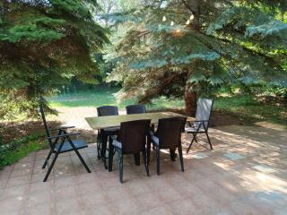 Maharaja Buda Villa Apartment - Private Parking and Garden - 6