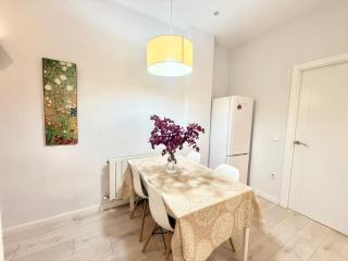 Metro Legazpi 03 AMCH Hospedaje - 9