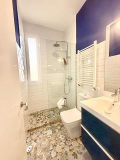 Metro Legazpi 03 AMCH Hospedaje - 4