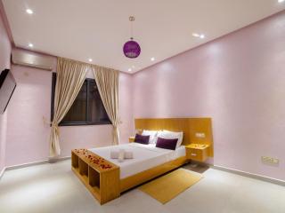 Villa privée & élégante avec piscine & jardin - 9