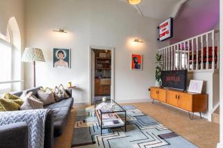The Loft by the Bay - 0