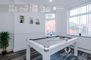 3BR, Pool Table, Dart Board by Vista Stays Short Lets Manchester - 0