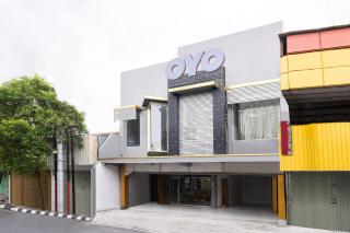 Hotel O Near Tugu Yogyakarta 1 formerly Crown Residence - 9