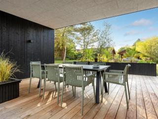 Holiday Home Hortense - 900m from the sea by Interhome - 2