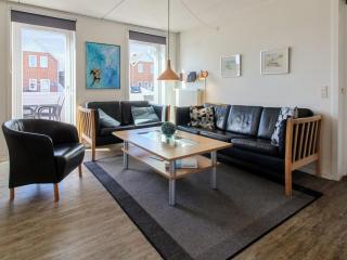 Apartment Mahena - 2-3km from the sea by Interhome - 5