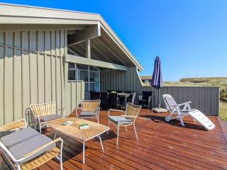 Holiday Home Adrienne - 490m from the sea by Interhome - 1