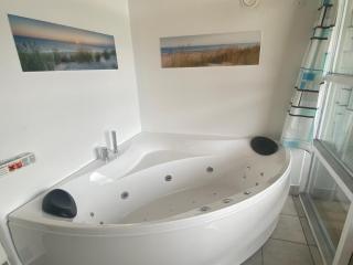 Holiday Home Adrienne - 490m from the sea by Interhome - 3